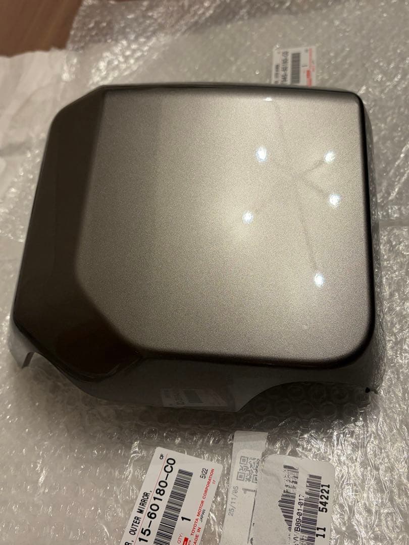 【格安】 新車外しランクル250 VX 純正外装パーツセット ブロンズ