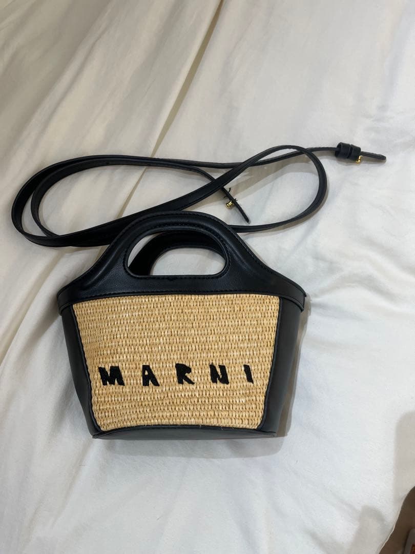 MARNI かごバッグ ブラック ベージュ