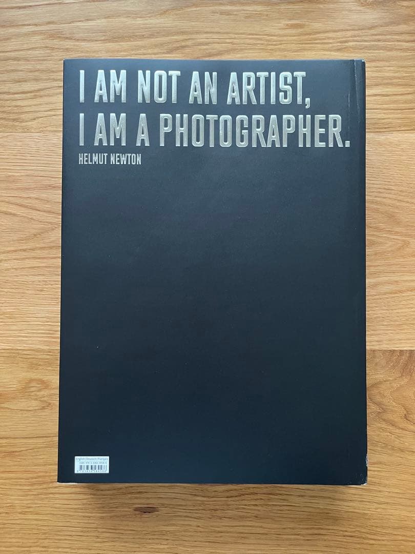 helmut newton legacy：ヘルムート・ニュートン　写真集
