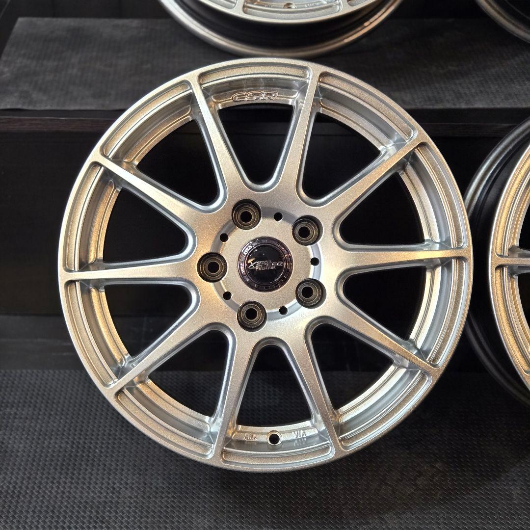 Weds Sport 16インチ ホイール シルバー プリウスαにて使用