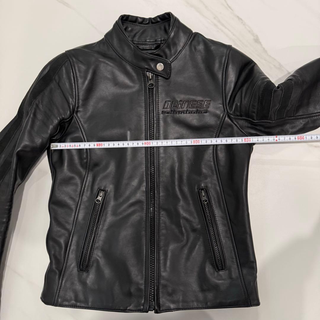 値下げ　レディースサイズ　ダイネーゼレザージャケット　dainese