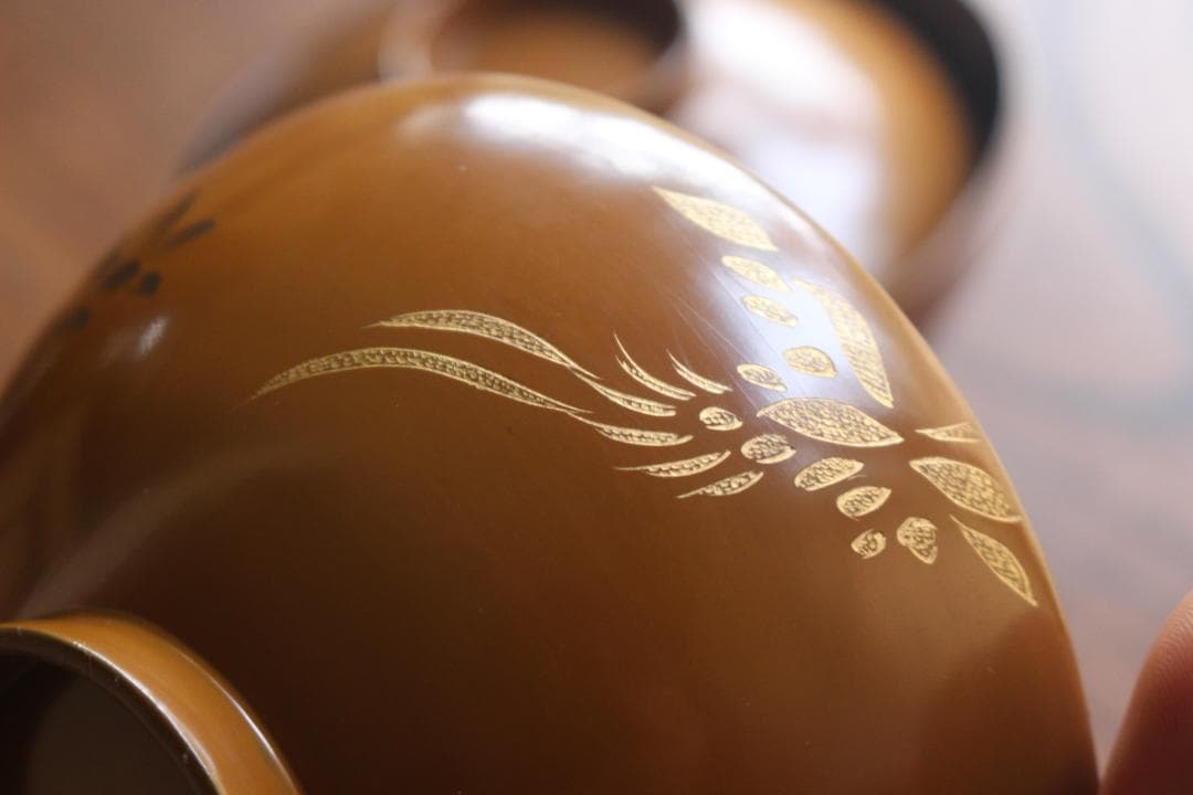 時代黄漆に風情ある沈金沈黒鳳凰文のお椀2点（検輪島塗京塗懐石椀蒔絵椀沈金椀