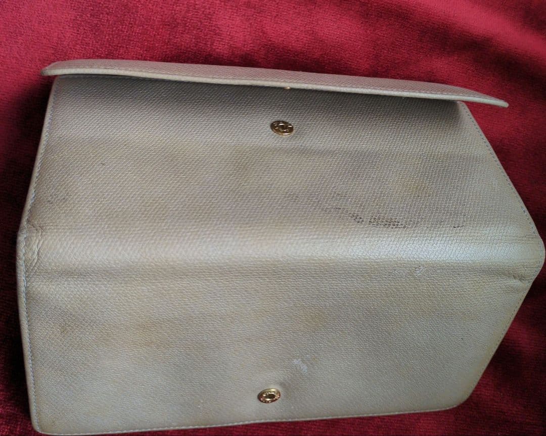 CHANEL ココボタン　長財布