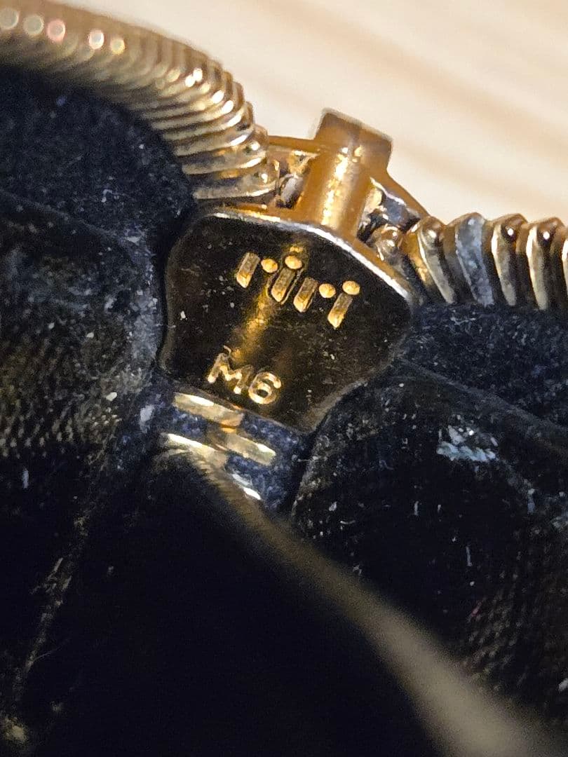 正規品 PRADA プラダ サフィアーノ L字 ファスナー 長財布