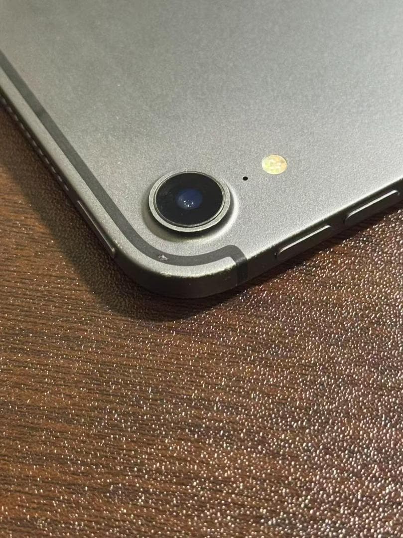 ipad pro 11インチ 256g スペースグレイ　Cellular