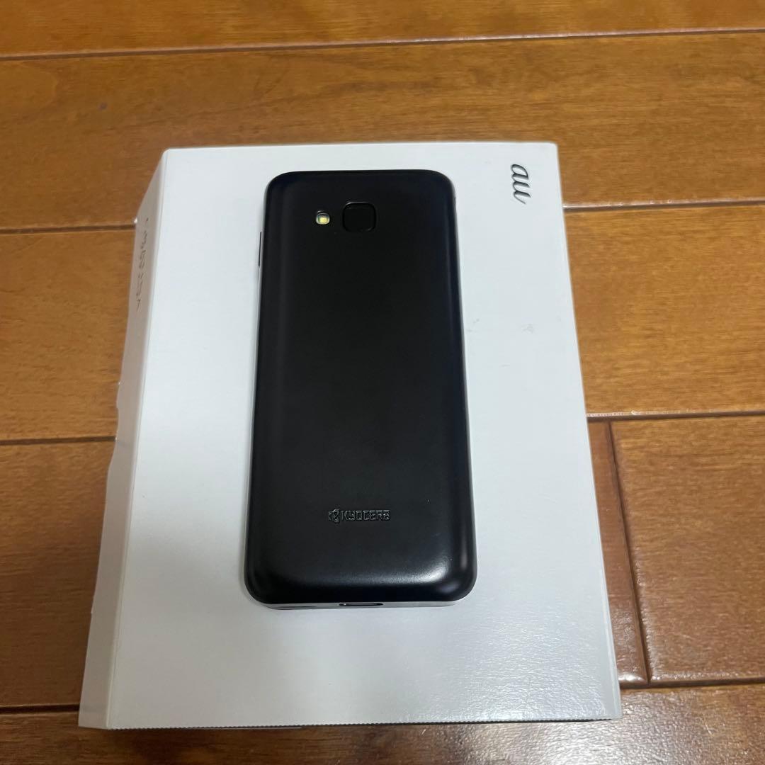 GRATINA KV32 KYF39 ブラック　折りたたみ式携帯電話　ガラケー