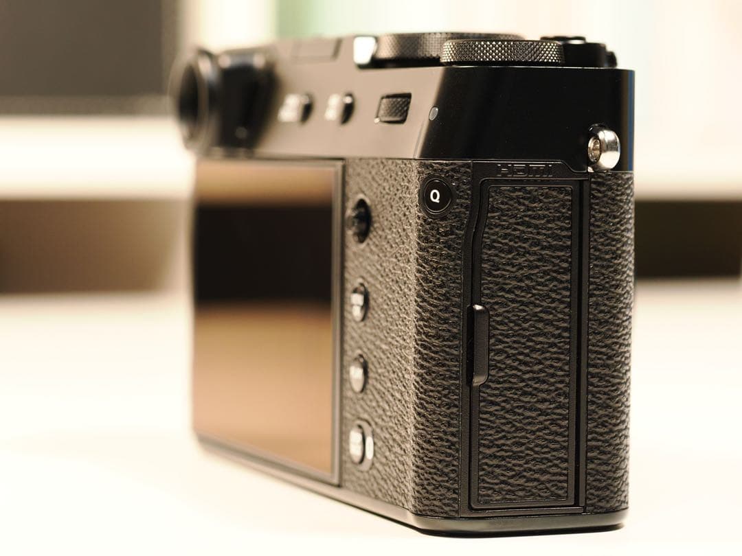 富士フイルム FUJIFILM X100VI 多言語モデル