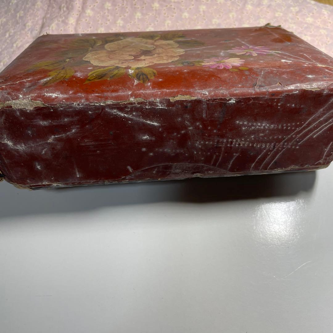 昭和レトロ　靴磨き箱　中身入り。