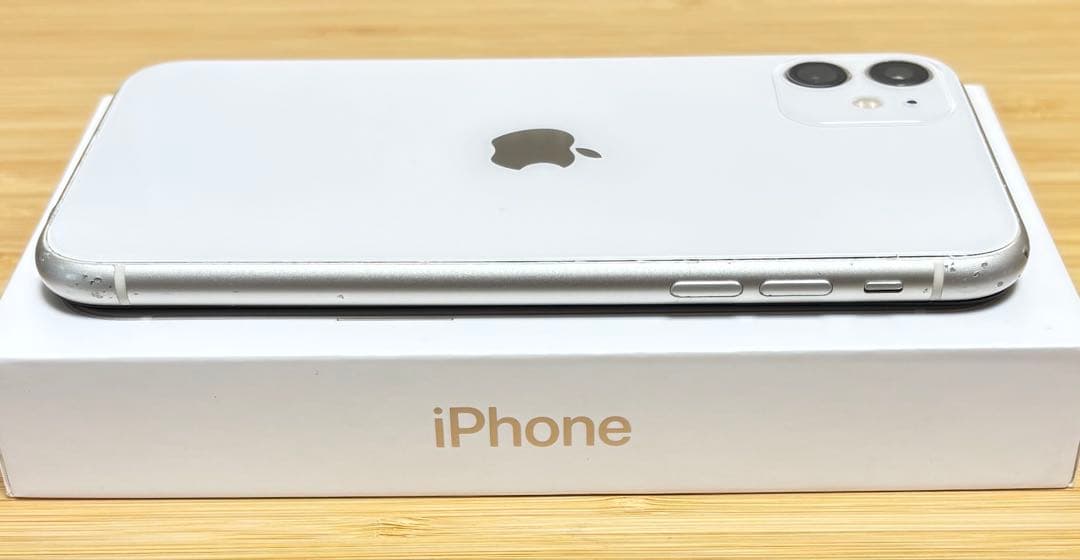 【良品】iPhone 11 64GB バッテリー新品　SIMフリー