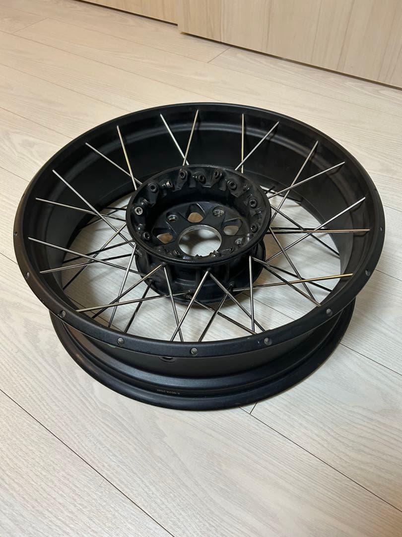 BMW 水冷 R1200/R1250 GS Adventure リア ホイール