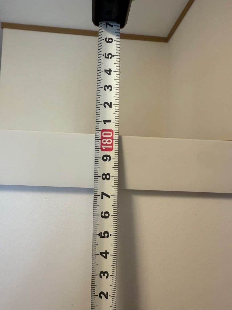 ホワイト食器棚 ガラス扉付き 中型