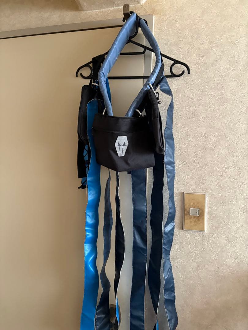 ツイステ　コスプレ　イデア　寮服