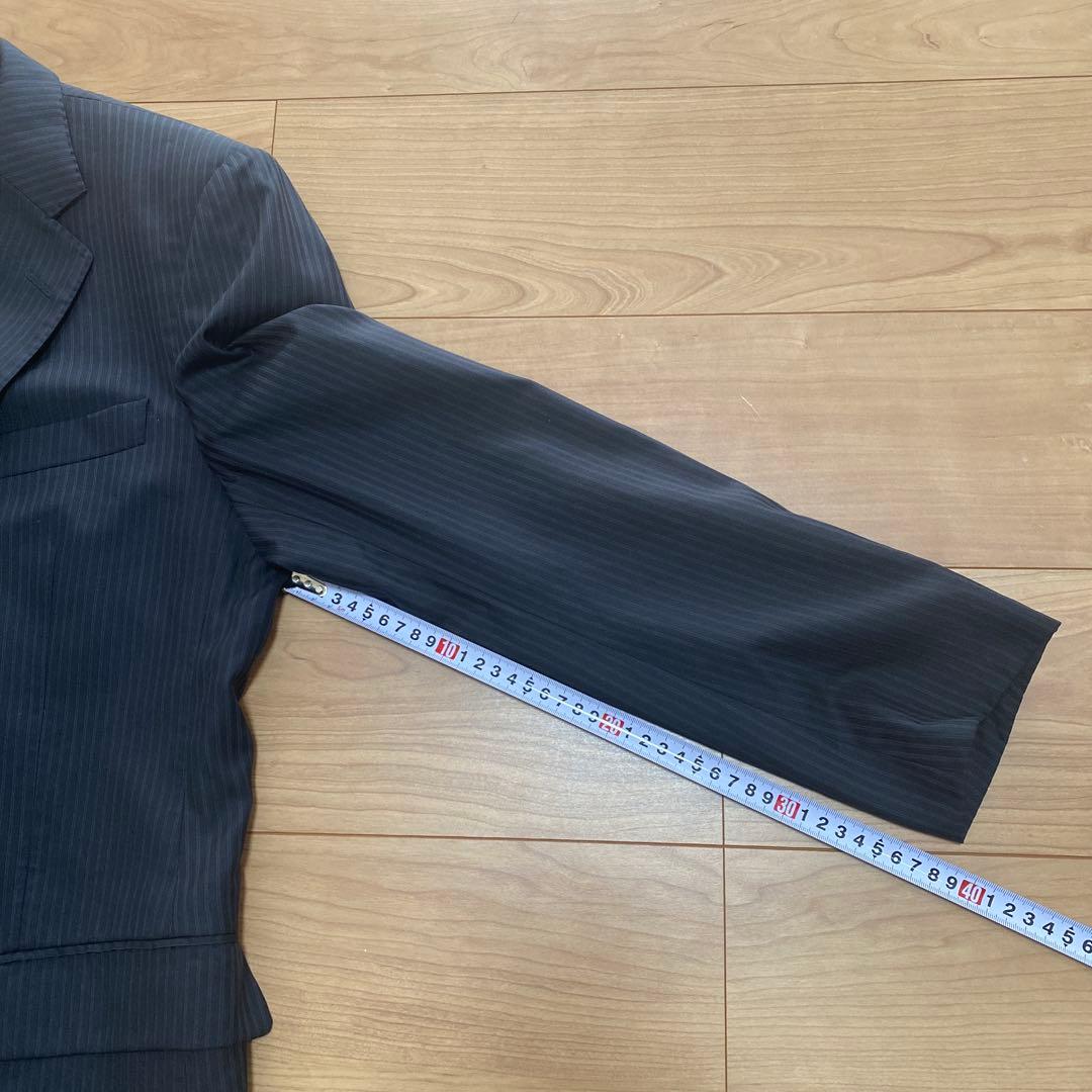 GUCCIストライプスーツブラックにネイビーストライプ52