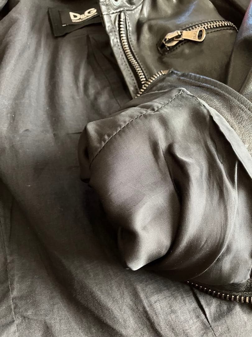 【希少美品】直営店購入品D&G ブラックレザーライダース 40サイズ