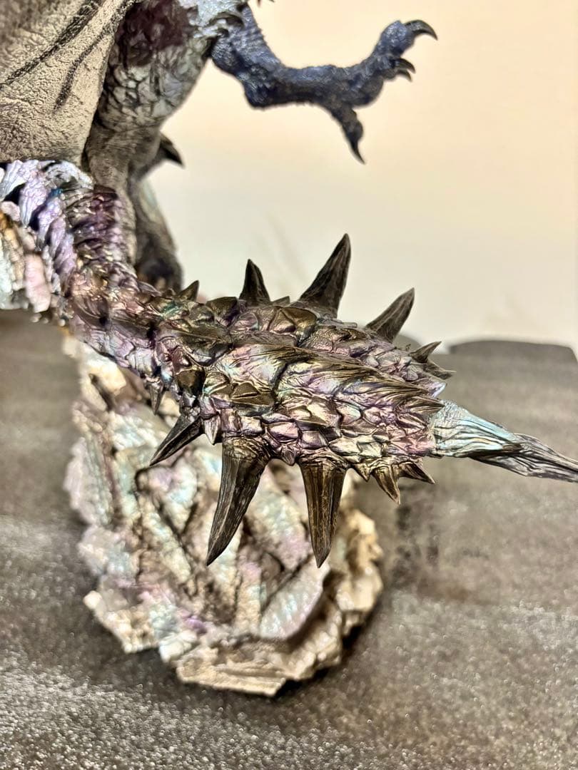 モンスターハンター フィギュア リオレウス希少種 ガレージキット