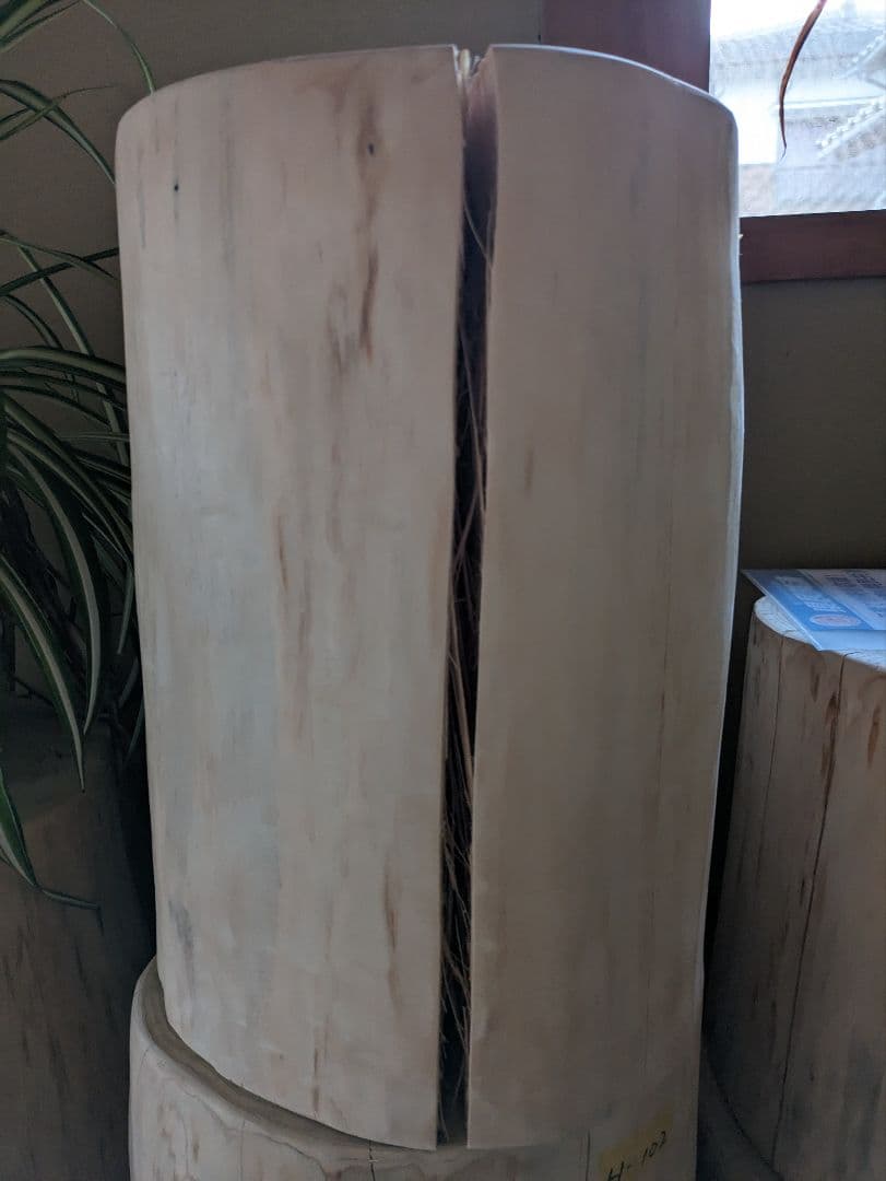 【H-101】 ヒノキ　檜　丸太　椅子　イス　テーブル　花台　飾り台　送料無料