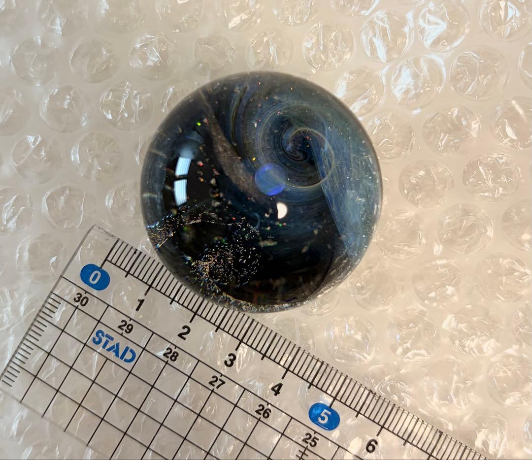美品 ⭐️ 宇宙ガラス　大　手のひらサイズ　ガラス細工　ガラスアート　ラメ