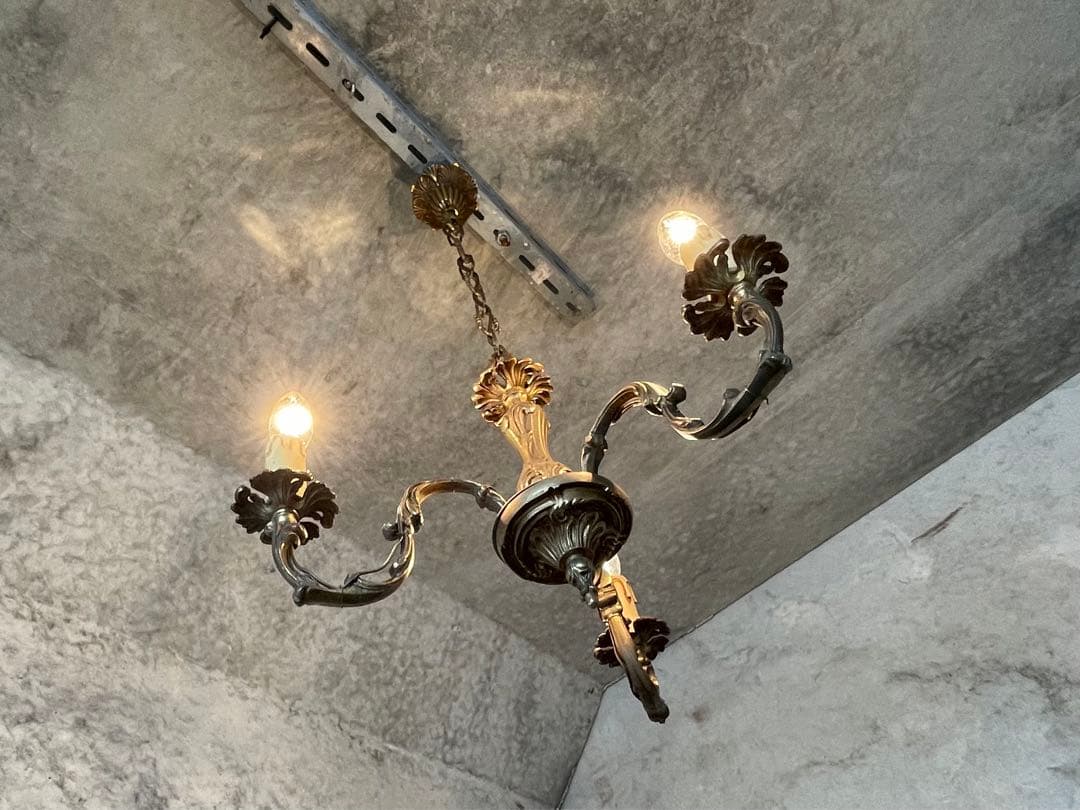 33. 激安！フランス アンティーク シャンデリア 3灯 キャンドル ライト