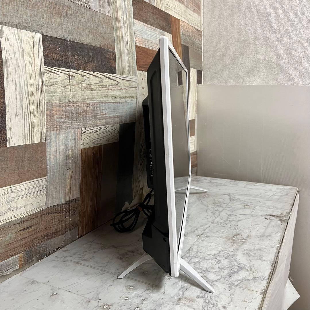 即日受渡❣️全国送料込アマダナホワイトデザイン32V型液晶地上D・BSCSテレビ