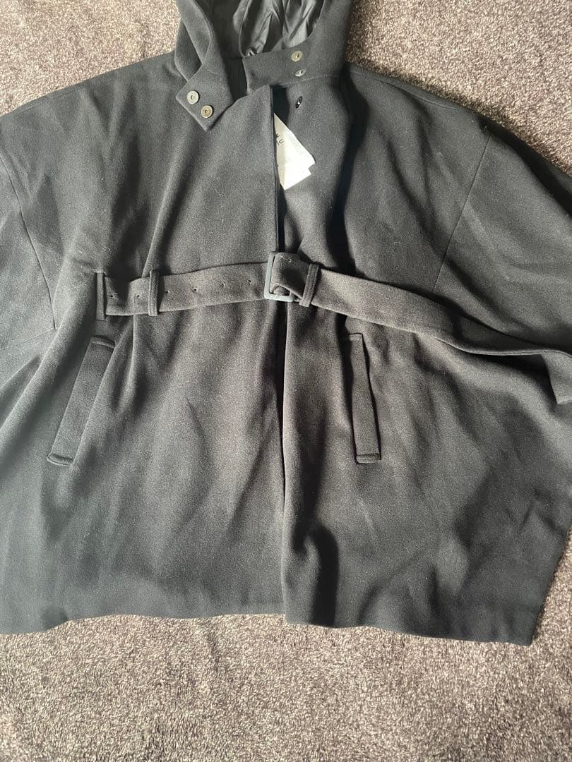 【新品未使用】アンティカ/KINU./進化系フード付きポンチョコート/ワイド/黒