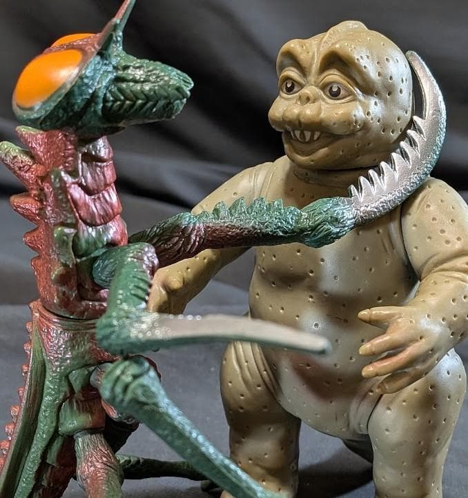 ミニラ＆カマキラス「ゴジラの息子」（バンダイ）ソフビフィギュア２体セット