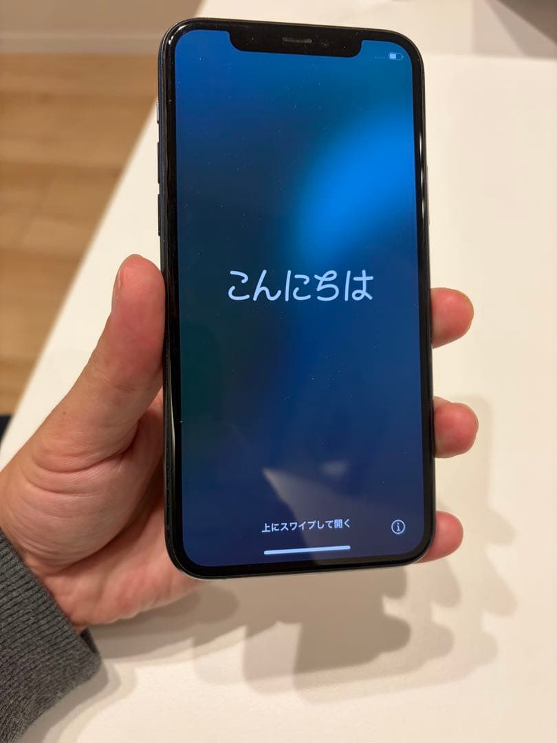 【美品】iPhone11pro 256GB ミッドナイトグリーン　SIMフリー