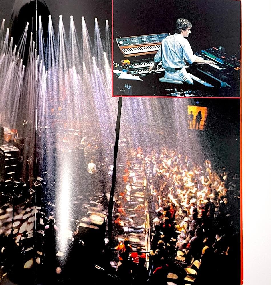 絶版本 写真集 GENESIS FROM ONE FAN TO ANOTHER