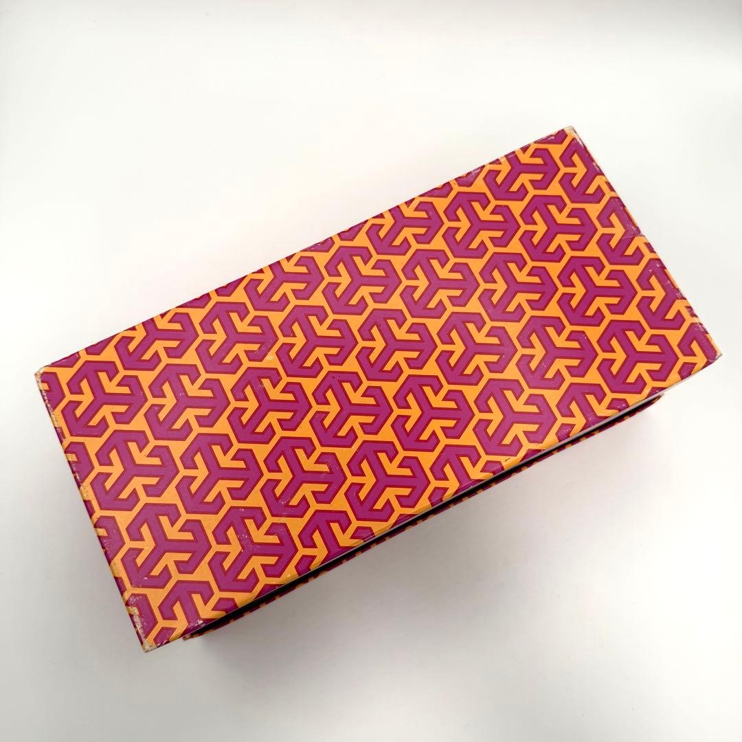 超美品　TORY BURCH ブラック フラットシューズ　GD金具　25.5㎝