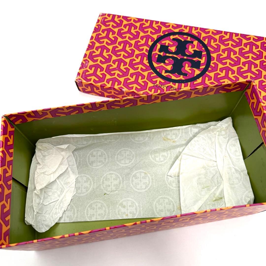 超美品　TORY BURCH ブラック フラットシューズ　GD金具　25.5㎝