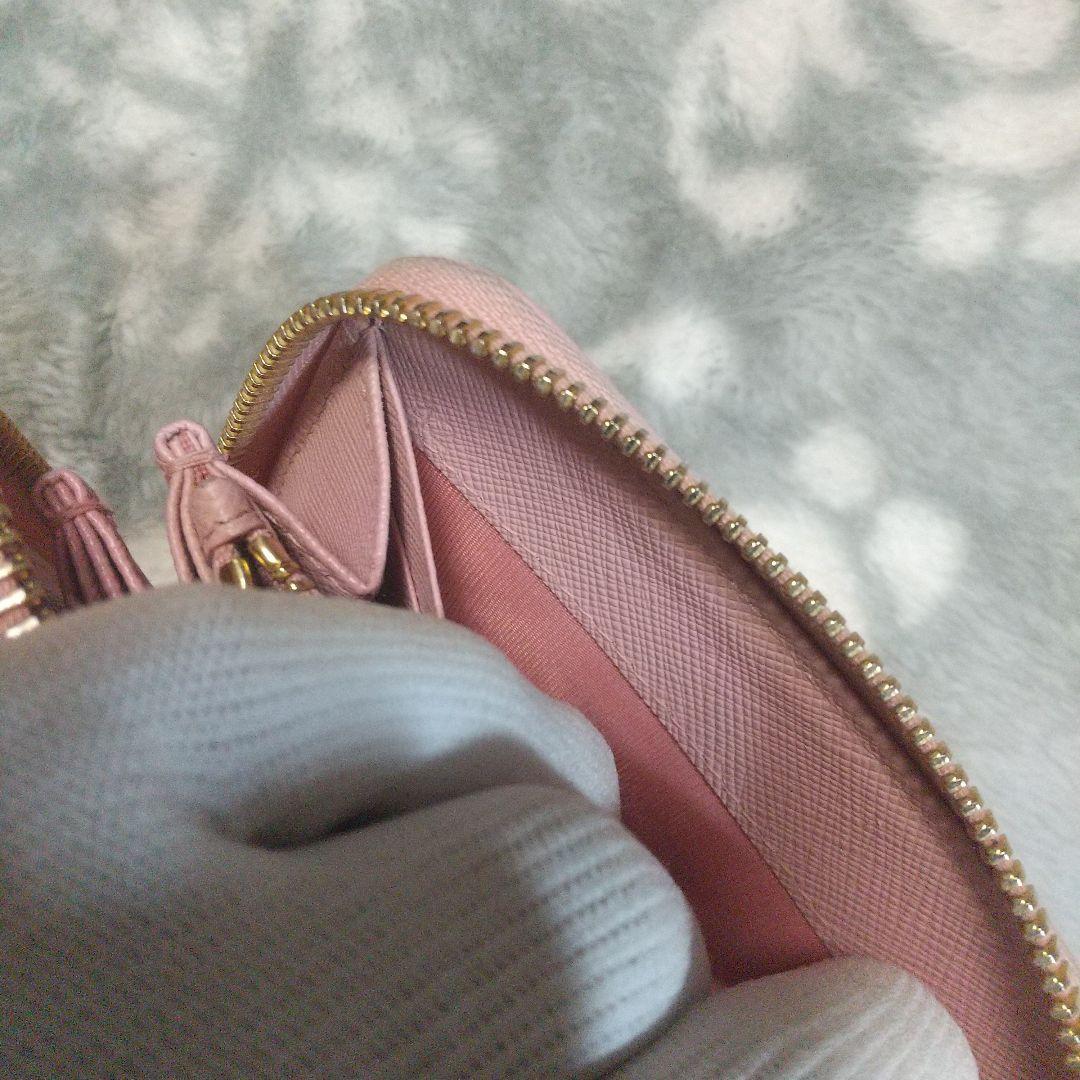 PRADA サフィアーノレザーラウンドファスナー 長財布 ピンクベージュ系