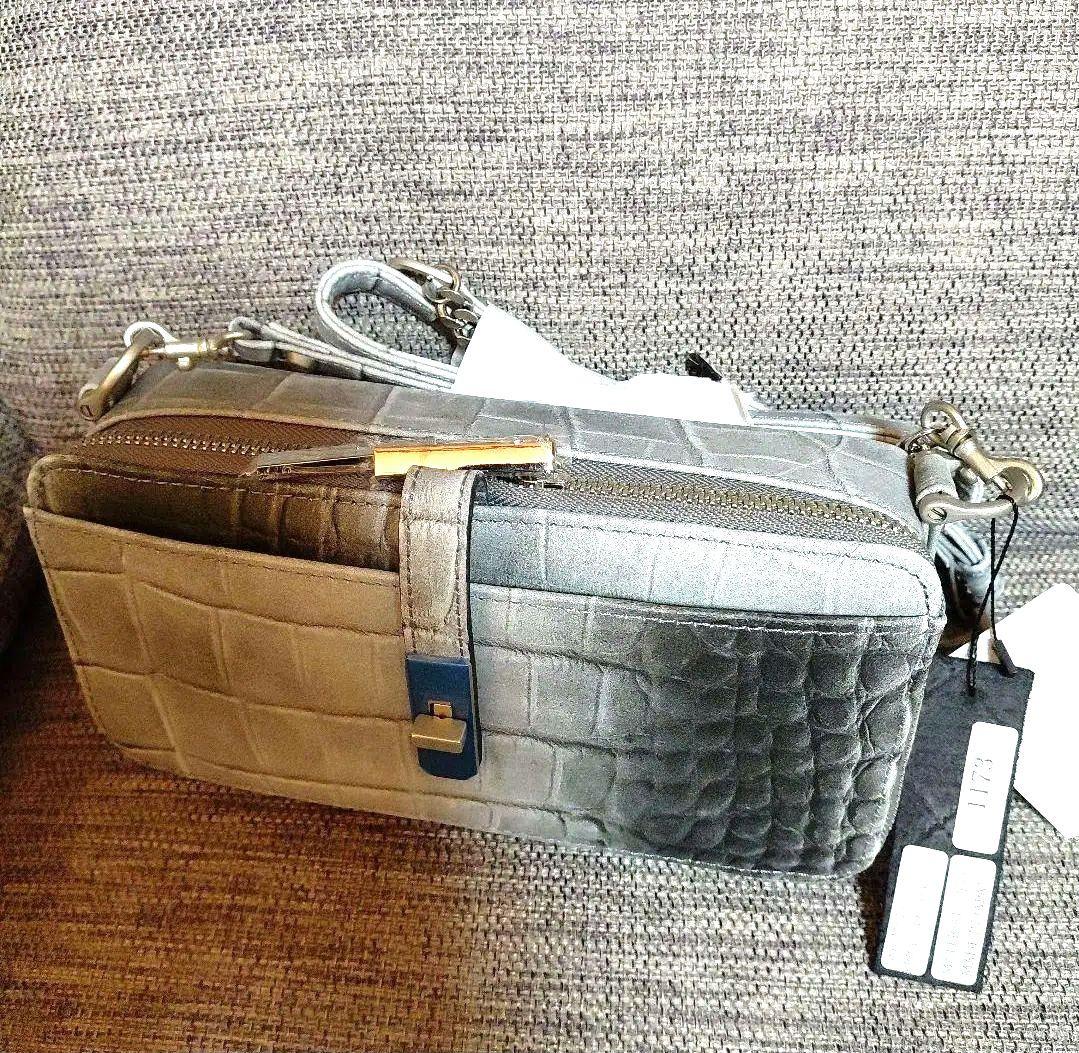 2M.U.L.BOX WALLETショルダークロコホワイトヌバック