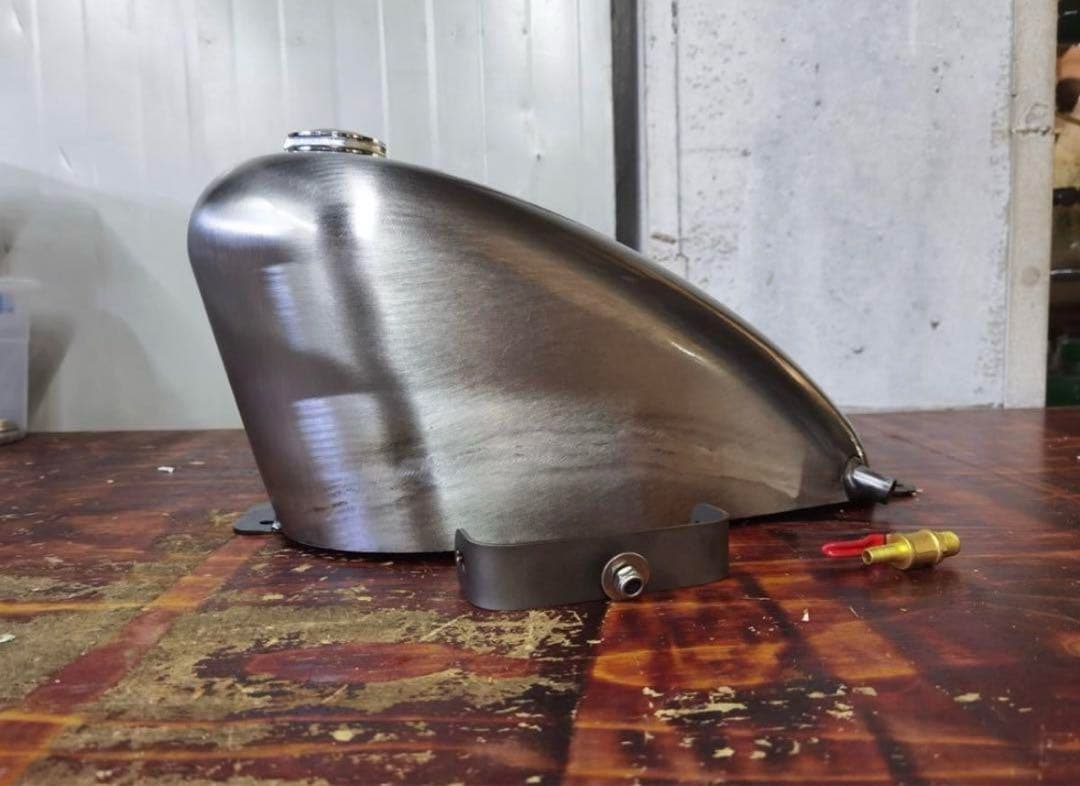 ■タンク製作工房 9L■スチールタンク■ドラッグスター 400 DS&DSC