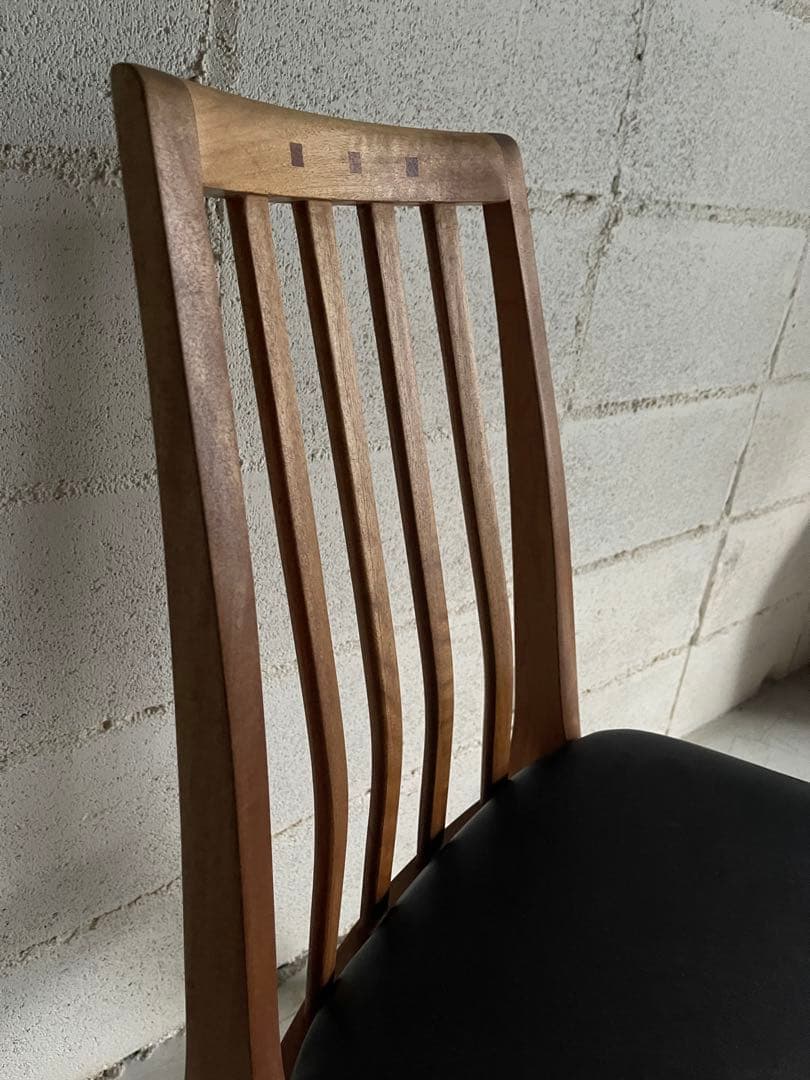 BOSCO ボスコ　ダイニングチェア　北欧　合皮レザー　朝日木材加工　アクタス