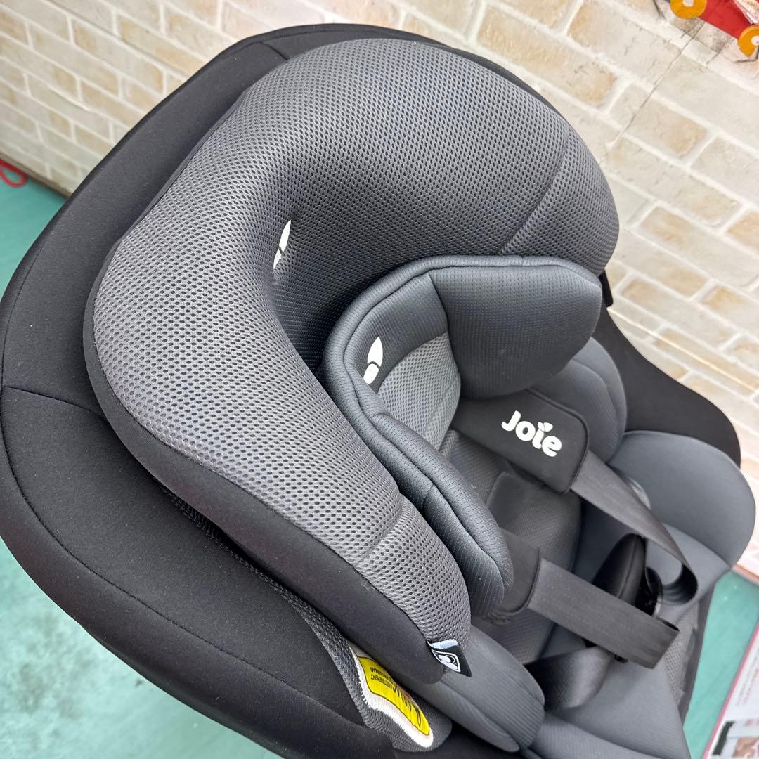 ジョイー　チャイルドシート isofix 回転式　新生児から
