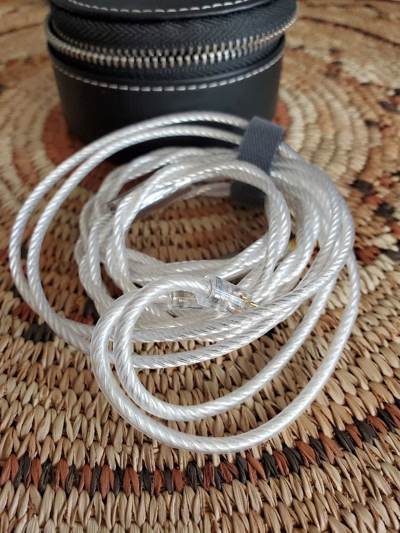 (週末特価・オマケ多数) 水月雨 moondrop Kadenz