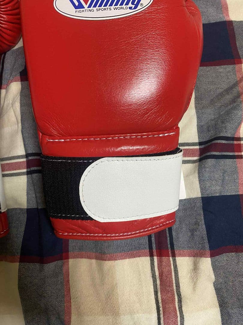 Winning ボクシンググローブ 14 oz レッド