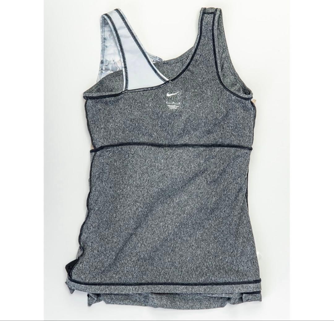 NIKEナイキ　レディース水着　M