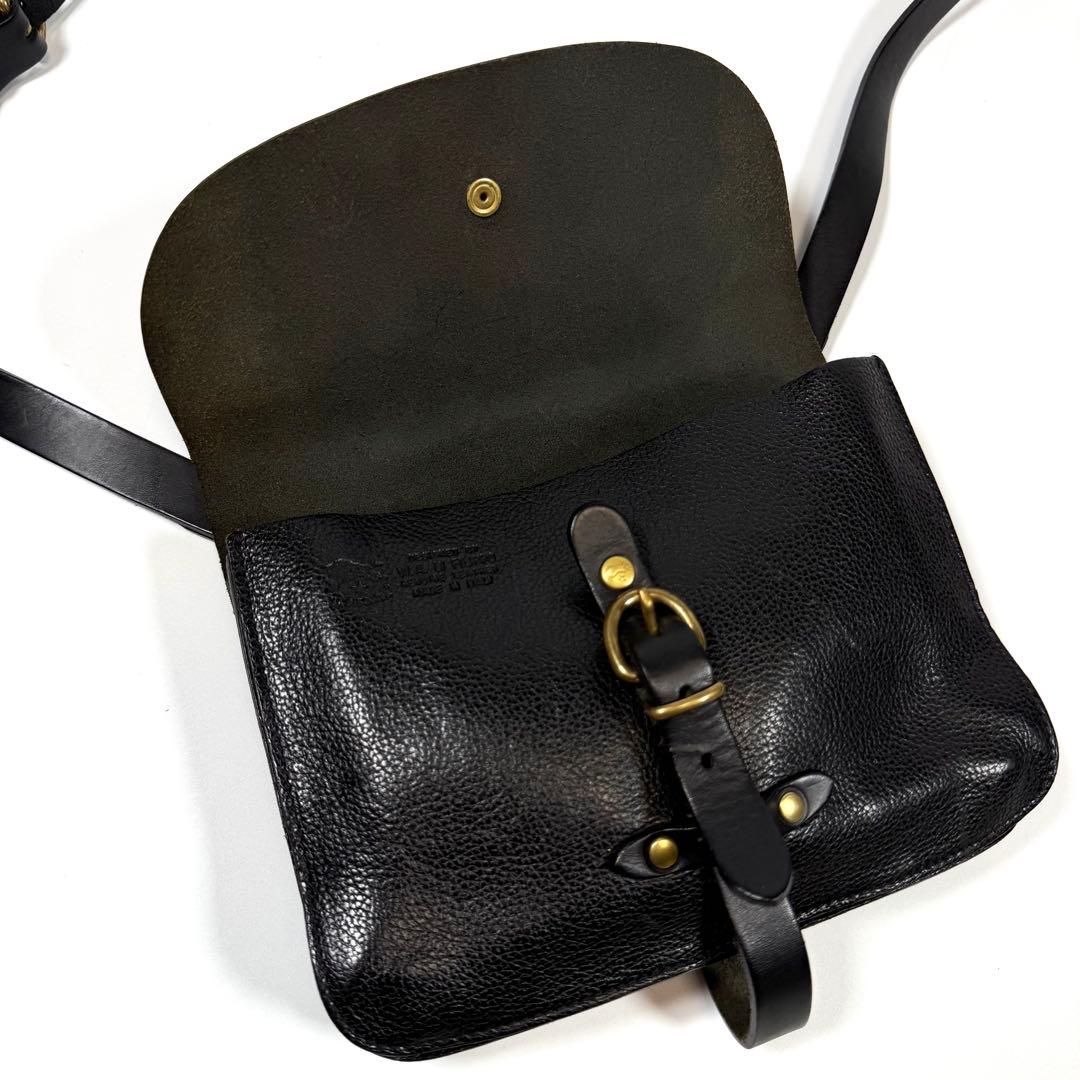 【美品】イルビゾンテ　ショルダーバッグ　レザー　シボ革　ゴールド金具　ブラック