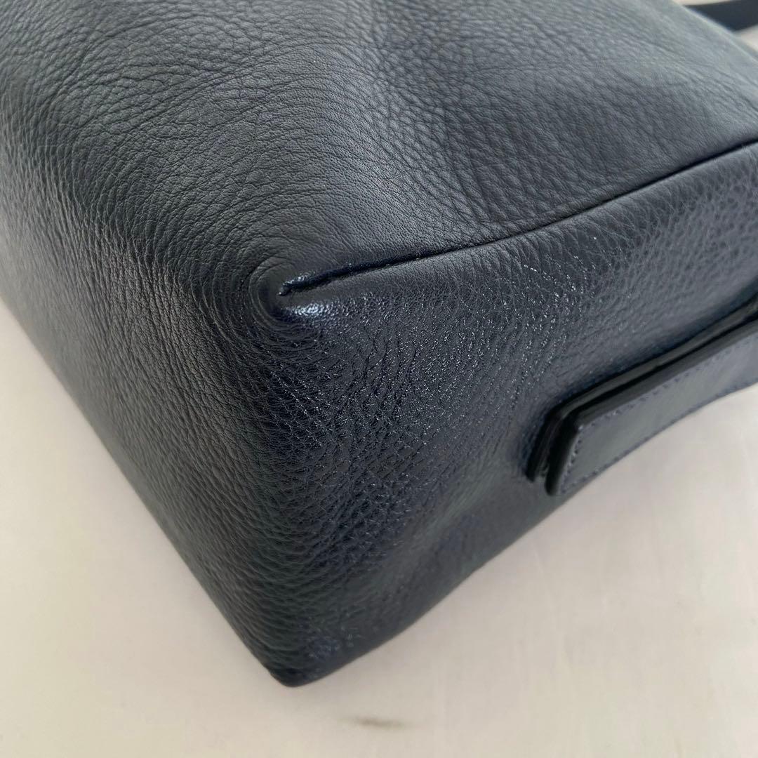 極美品✨ヒロフ ヴィータ レザーショルダーバッグ M 完売品 2way 濃紺