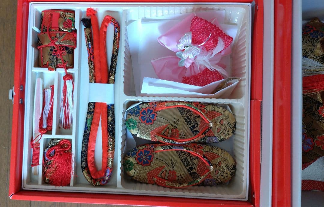 七五三セット✿お着物なし✿赤いフック付タイプ✿折りたたみ箱✿ 金色の寿文字