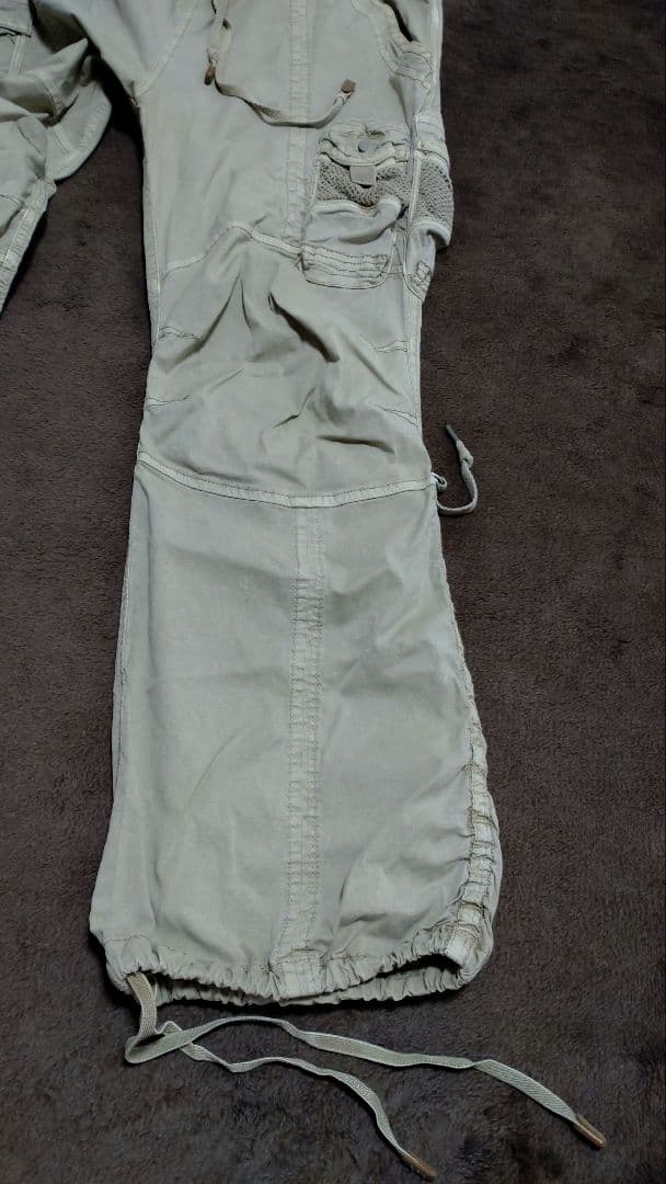 goa パラシュートカーゴパンツ