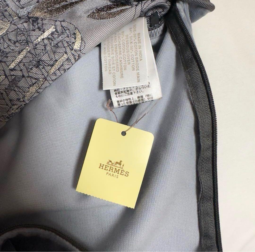 《新品未使用タグ付き》HERMES エルメス 刺繍 クッション