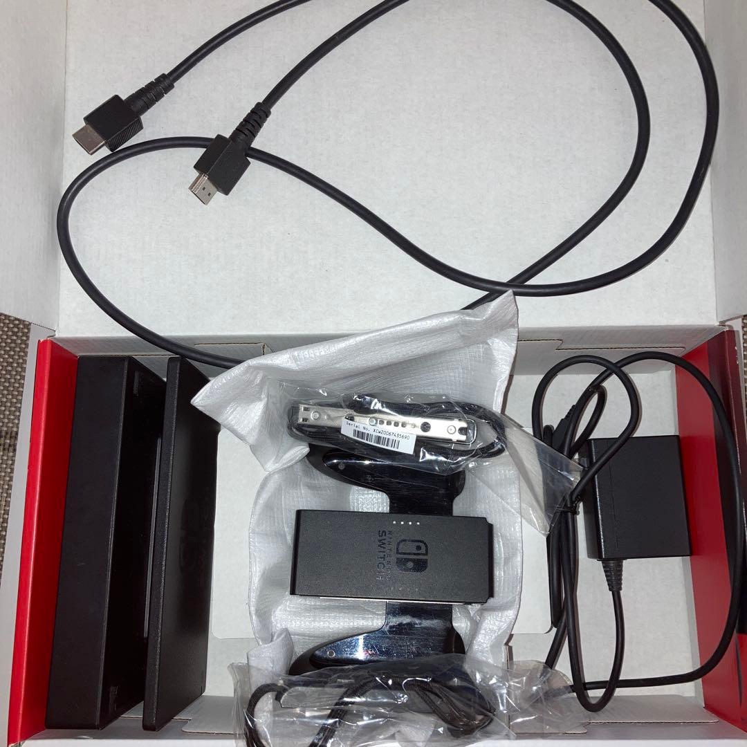 Nintendo Switch 本体（箱、付属品込み）