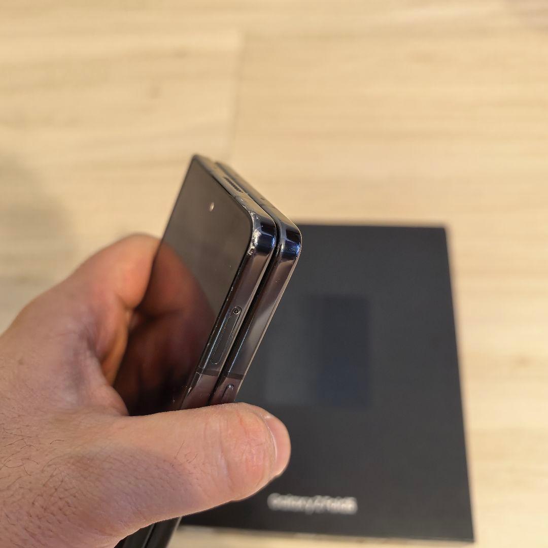 Galaxy zfold5 韓国版　ジャンク