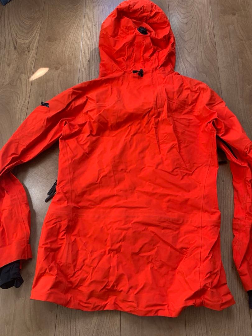 peak performance スキー　ジャケット　ゴアテックス