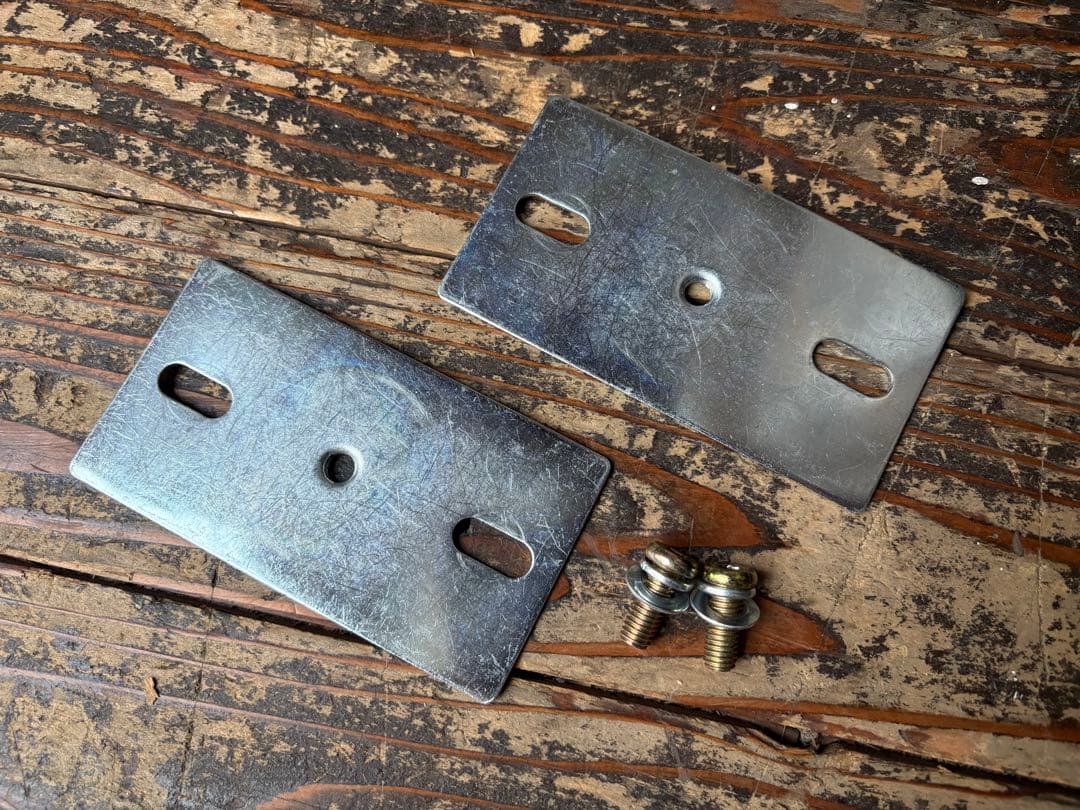 ベージュ ヴィンテージ チェスターフィールド風 ソファ レトロ