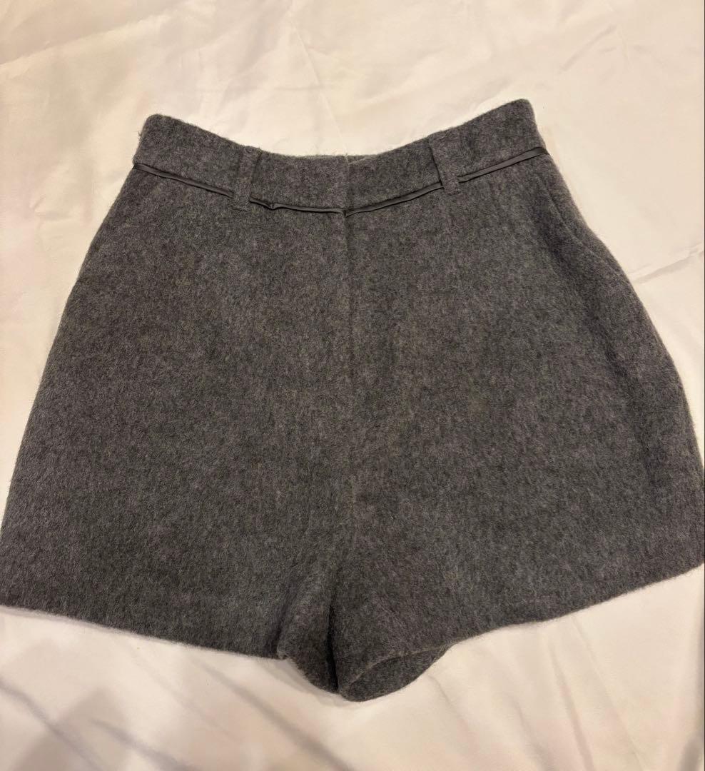 週末セール 超美品リリーブラウン グレージャケットとショートパンツ