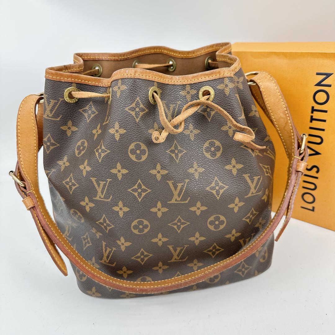 ルイヴィトン　モノグラム　巾着　ショルダーバッグ　プチノエ