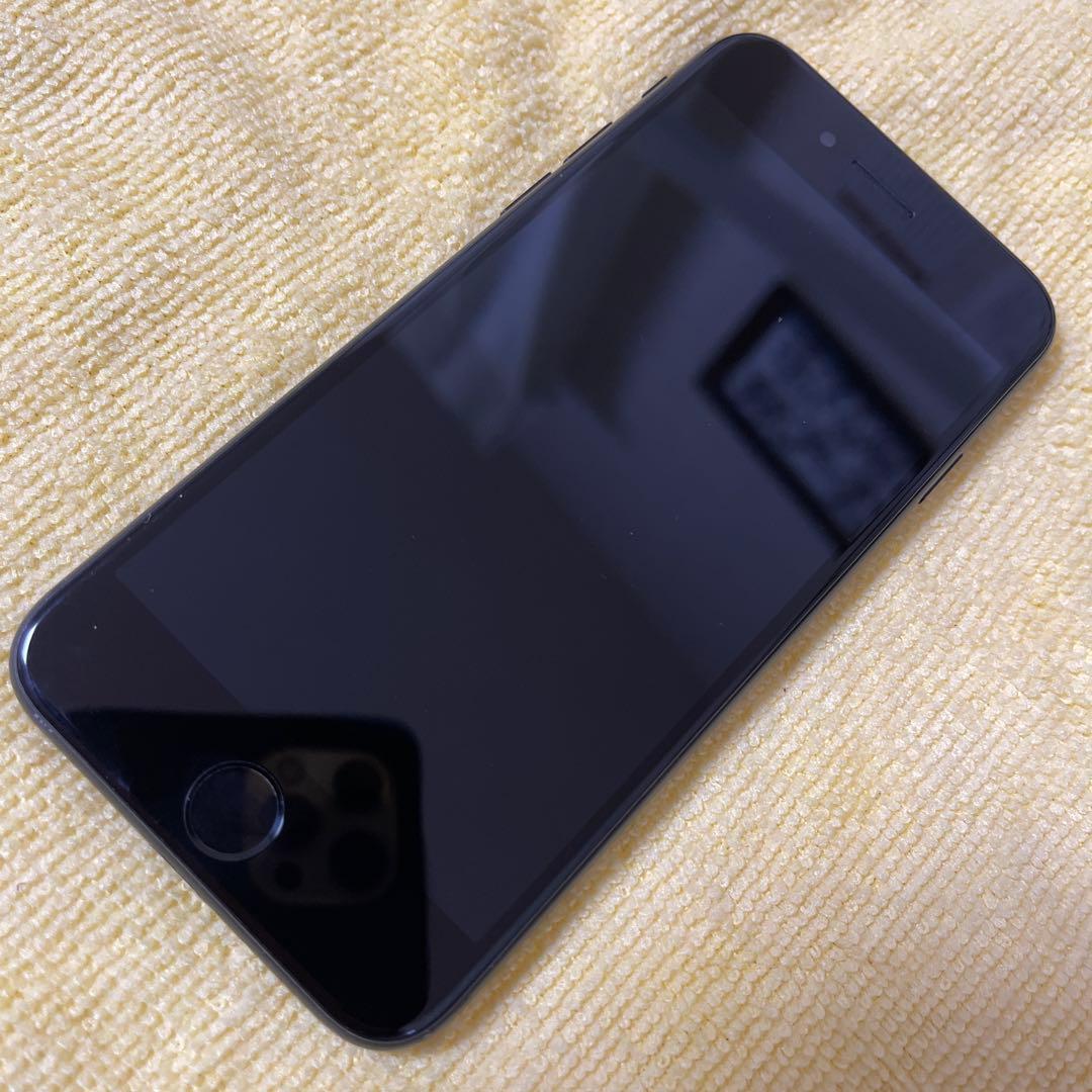 か*ん様 iPhone SE (第2世代) 本体 バッテリー最大容量86% 　付