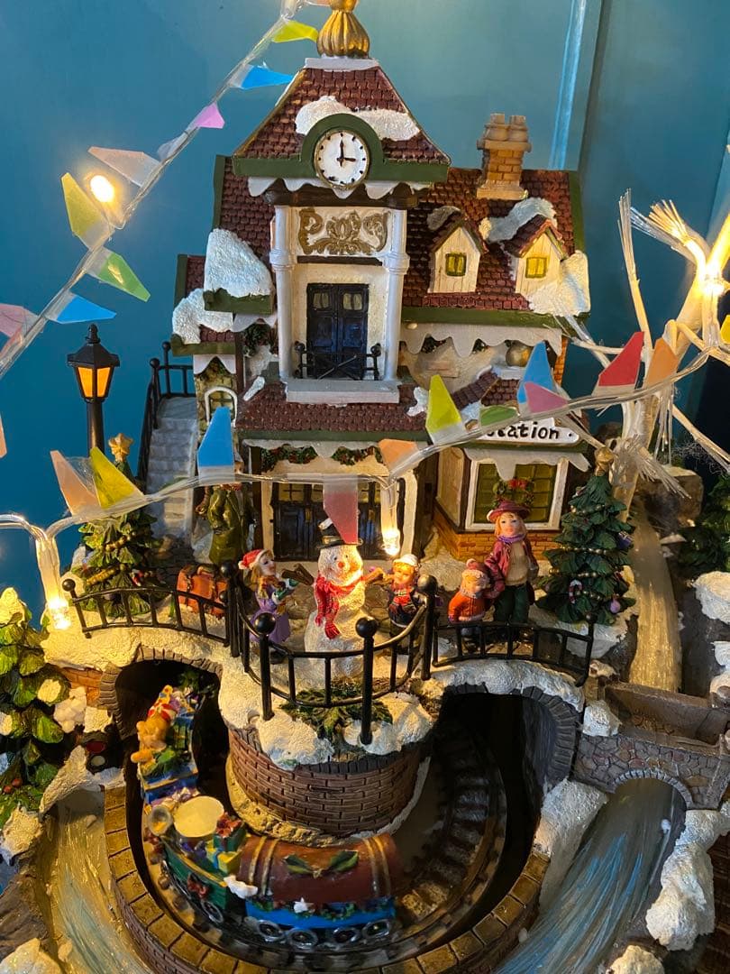 ビンテージ　クリスマス駅舎の装飾品 動く列車　音楽が流れます